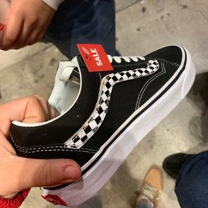 Meet your Posher, Angelina